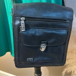 Elegant Black Vintage Leather crossbody Bag